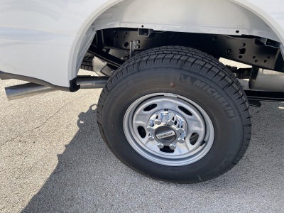2027 Ford Super Duty F-250 Srw XLT