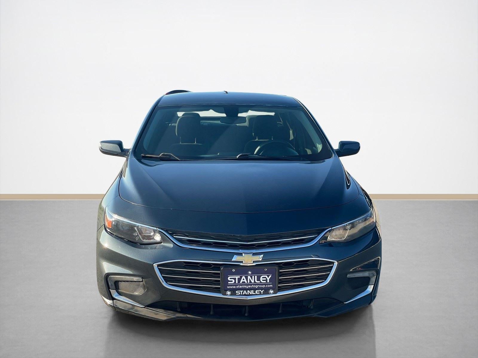 Used 2017 Chevrolet Malibu 1LT with VIN 1G1ZE5ST0HF203260 for sale in Sweetwater, TX