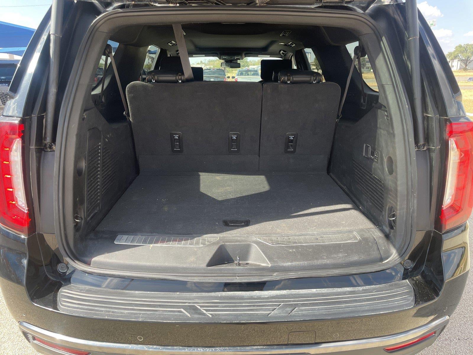 2024 GMC Yukon XL AT4