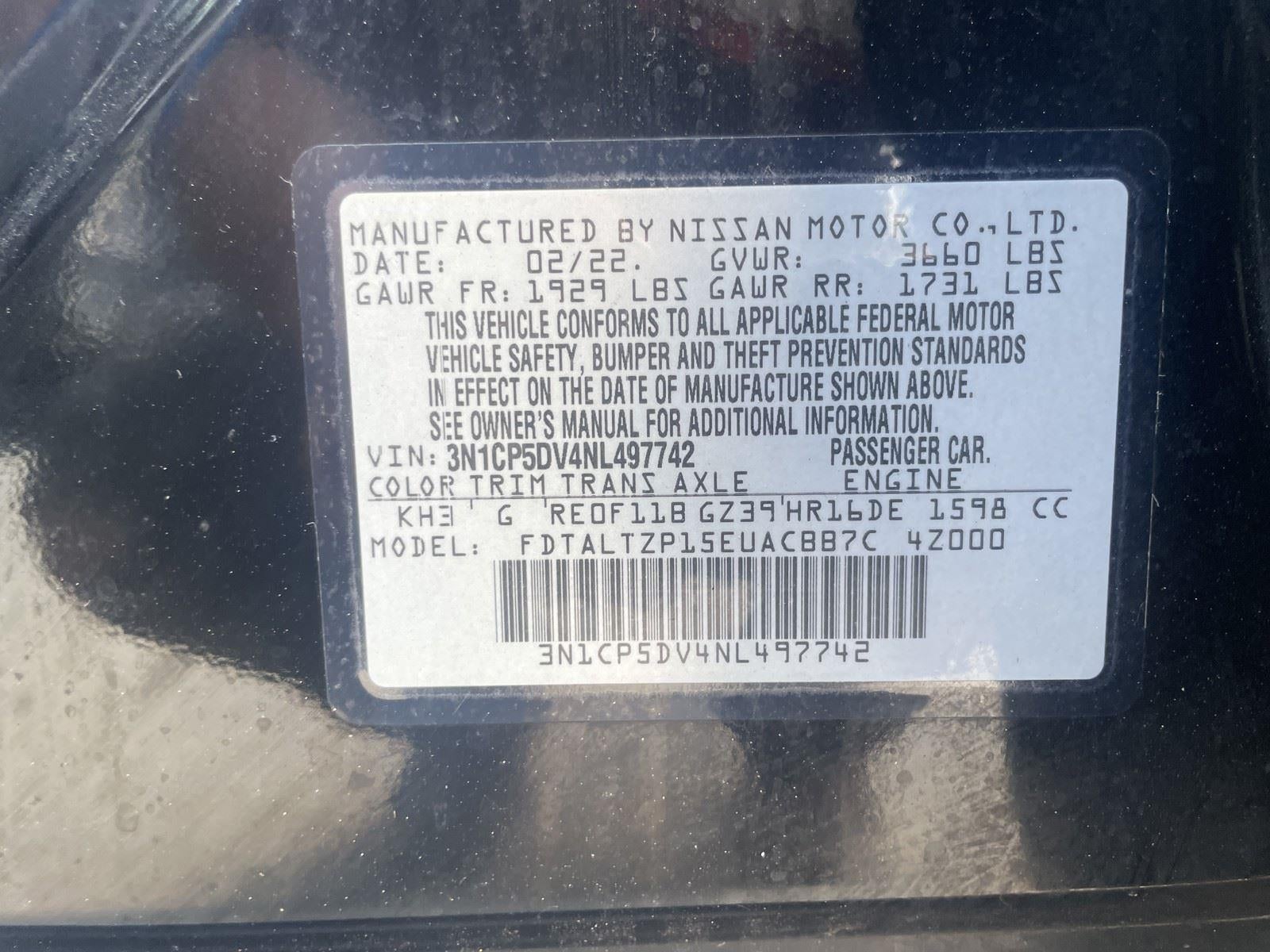 2022 Nissan Kicks SR