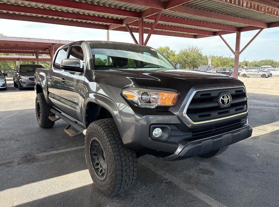 2016 Toyota Tacoma SR5