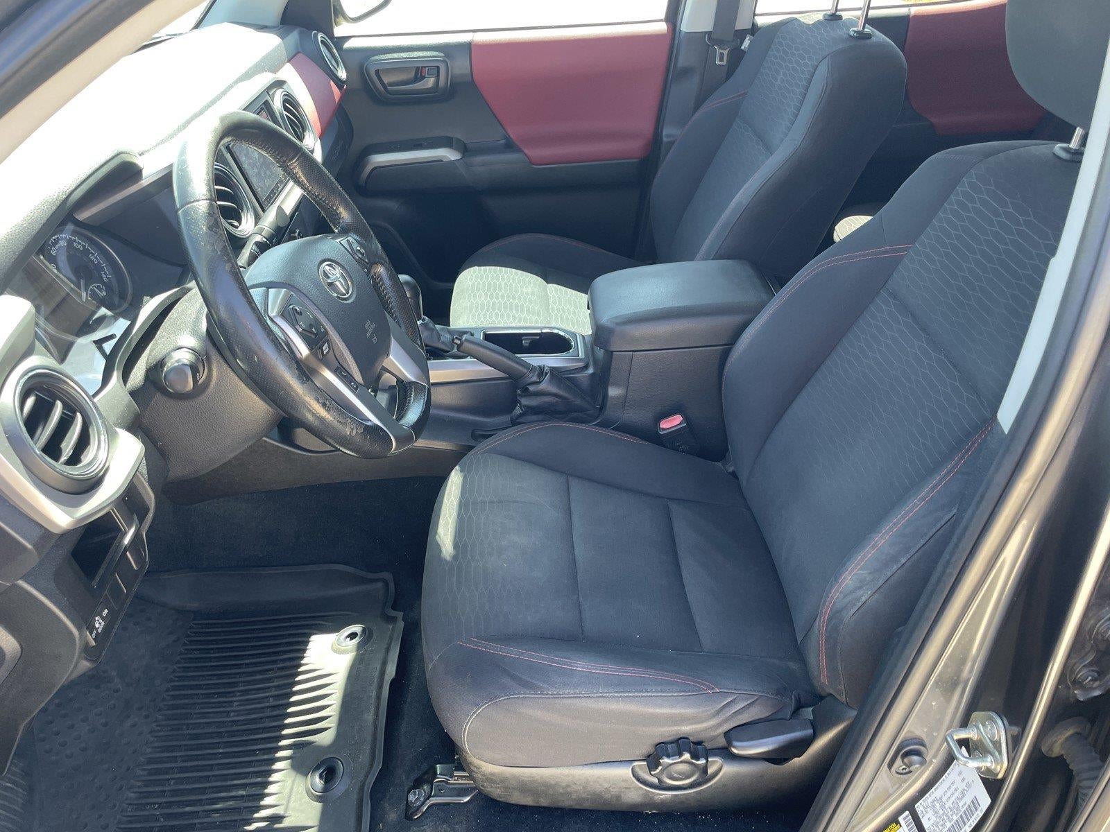 2016 Toyota Tacoma SR5