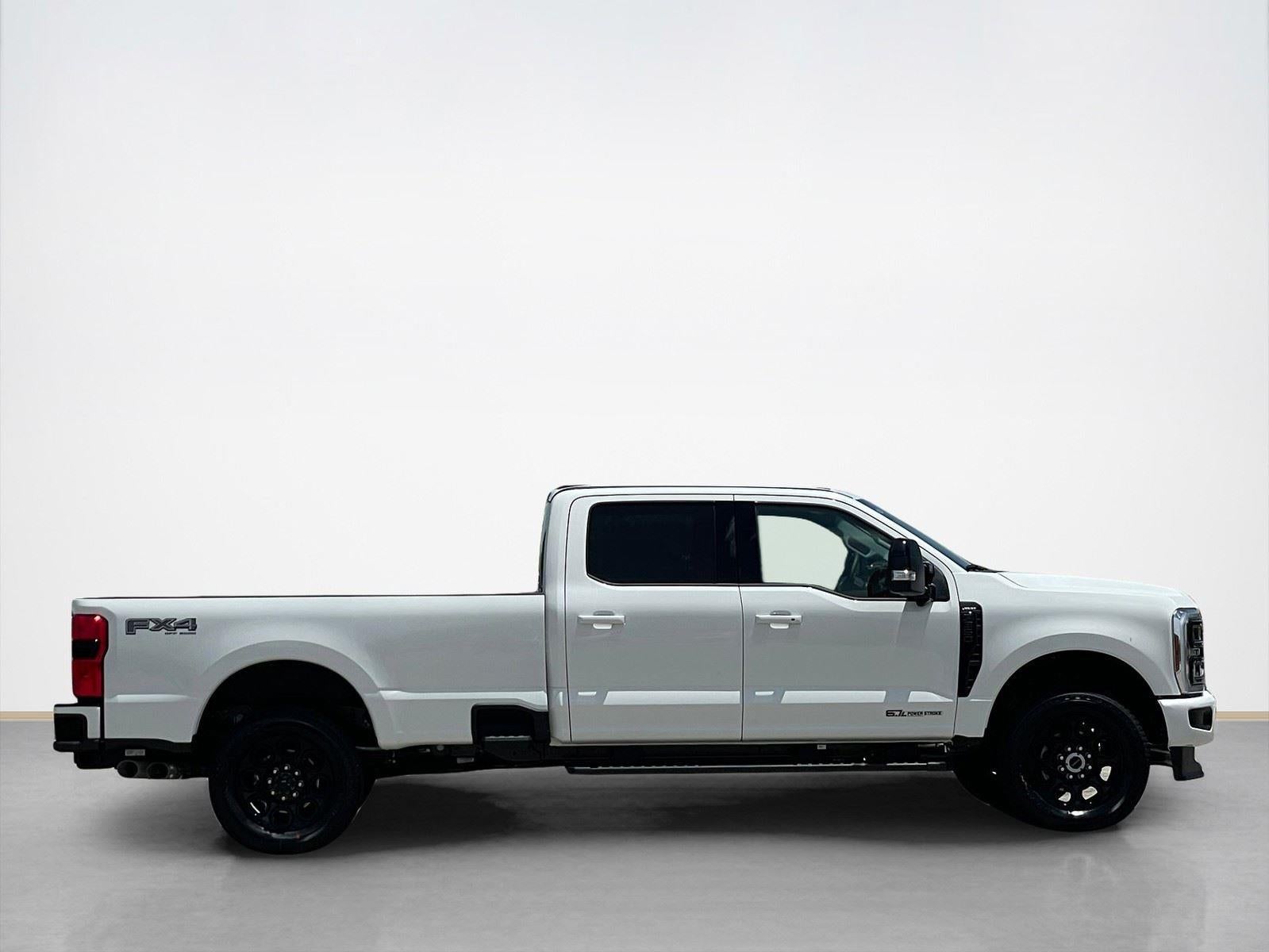 2026 Ford Super Duty F-350® Lariat®