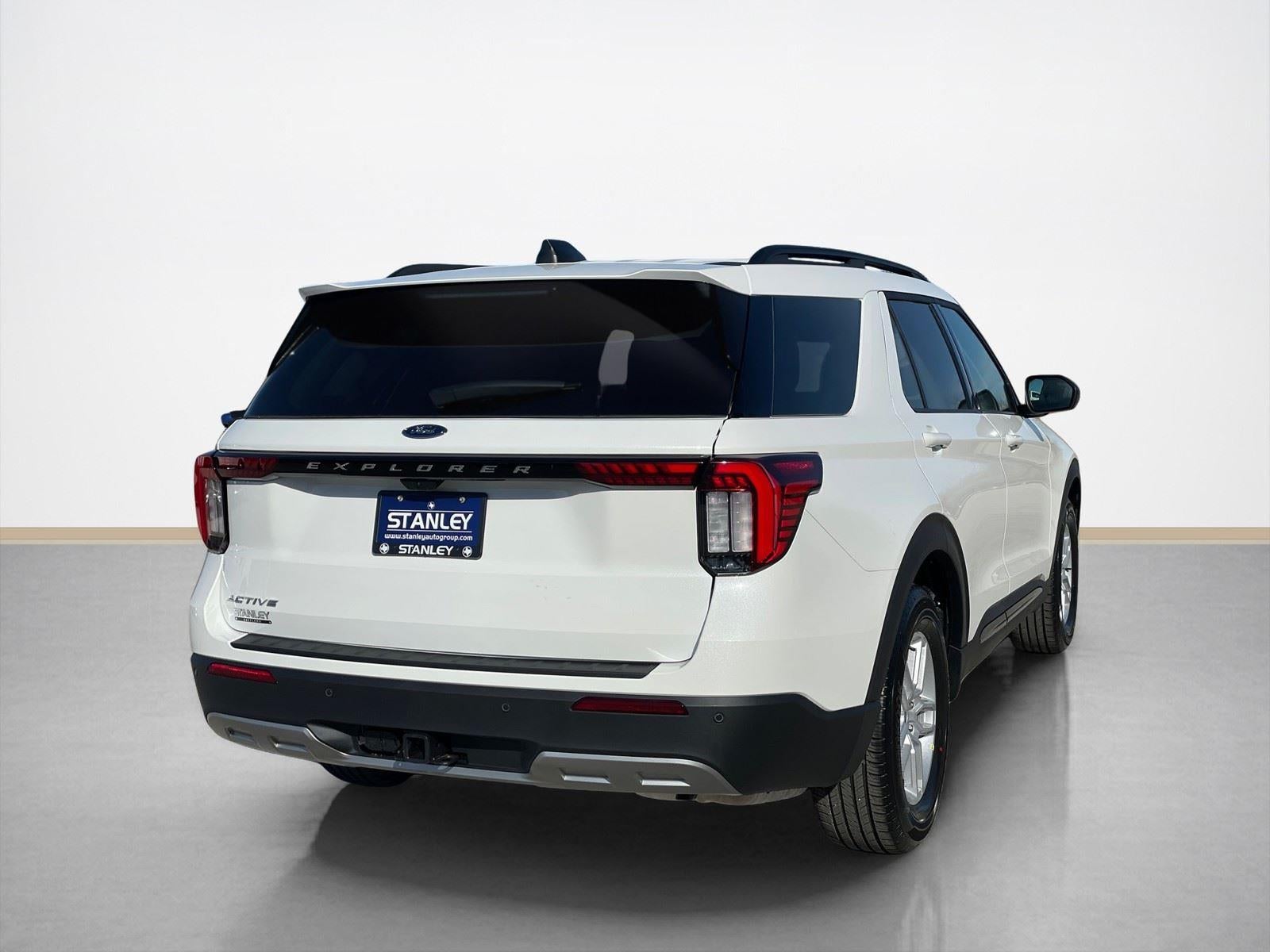 2026 Ford Explorer Active w/100A Pkg