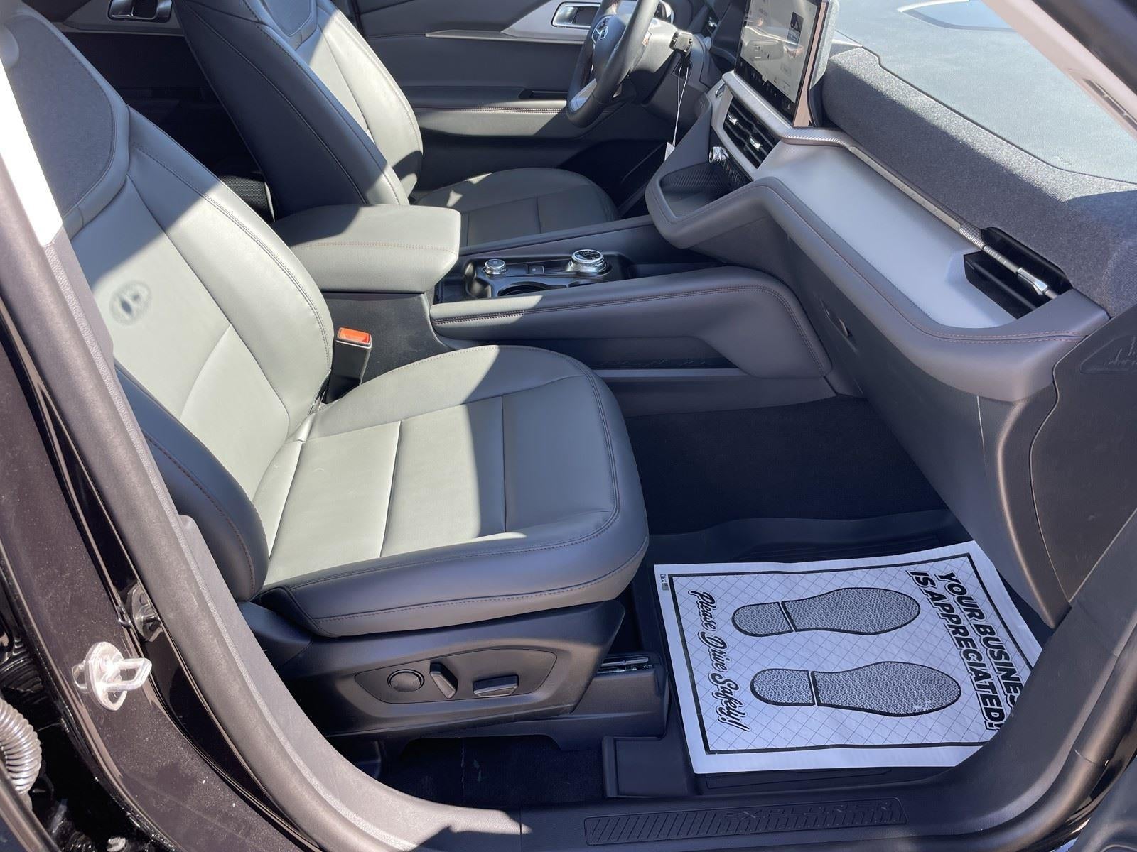 2026 Ford Explorer Active w/100A Pkg