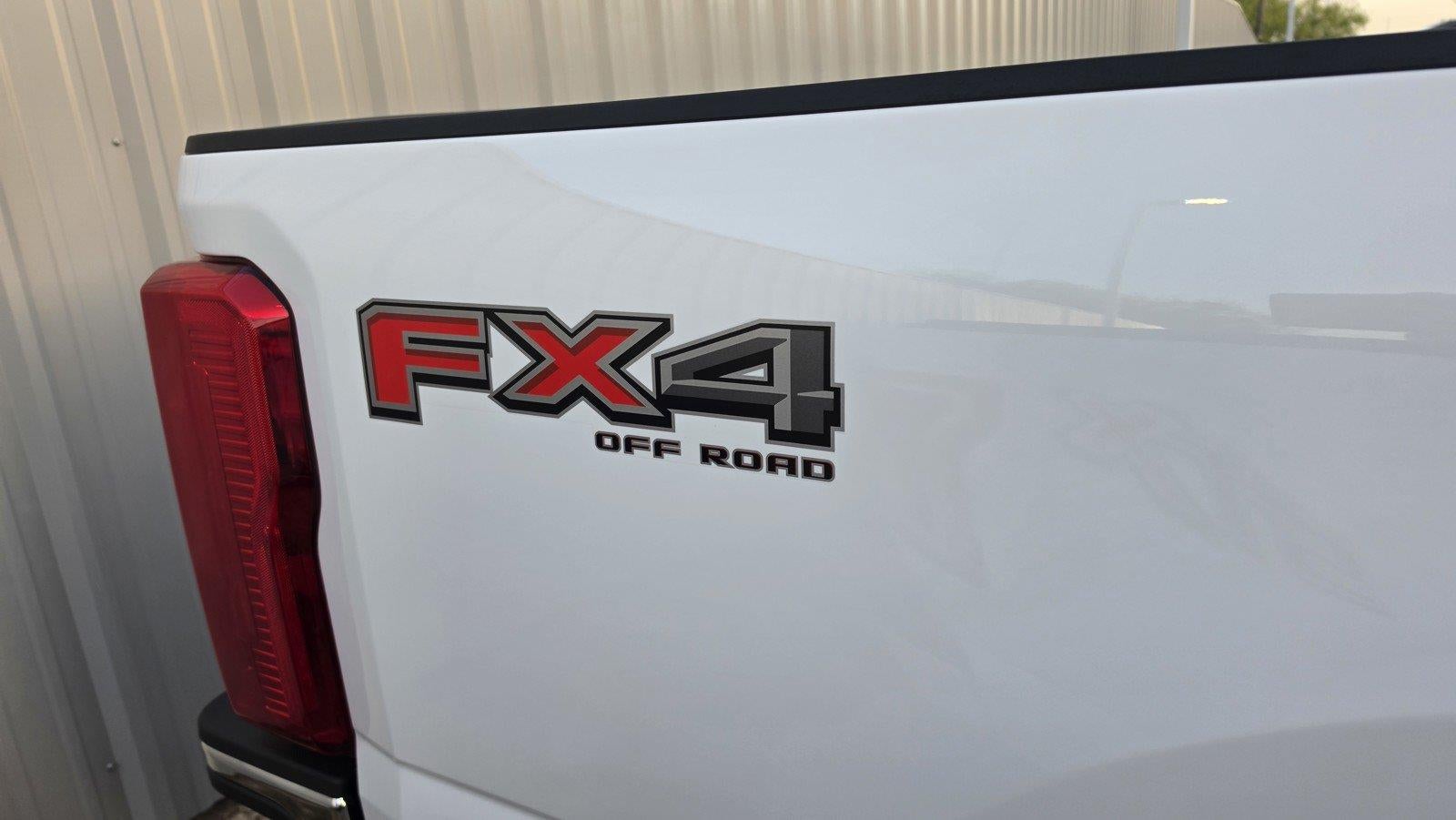 2027 Ford Super Duty F-250 Srw XL