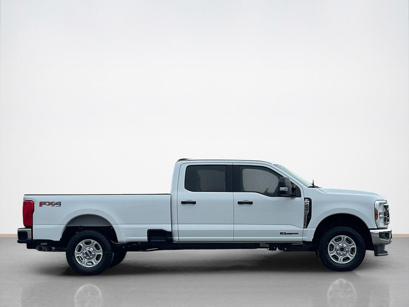 2026 Ford Super Duty F-250 SRW XLT