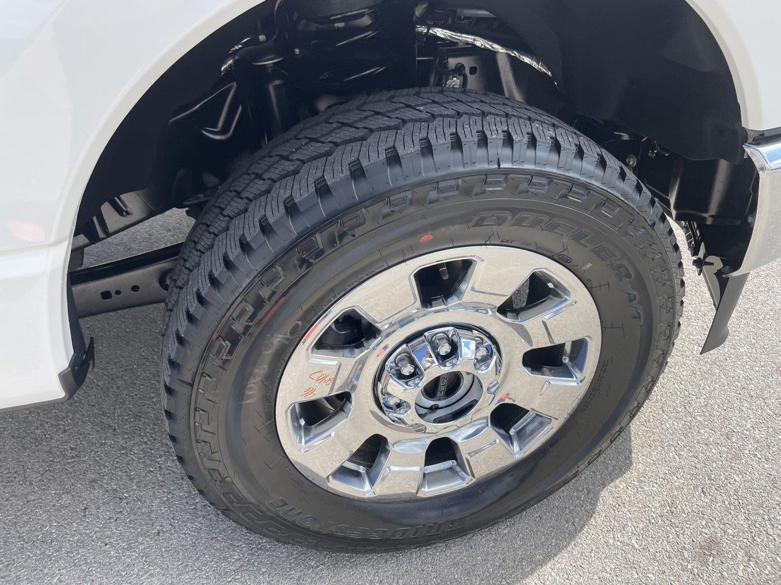 2027 Ford Super Duty F-250 SRW LARIAT