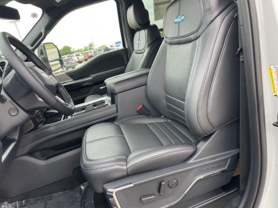 2026 Ford Super Duty F-250 SRW Platinum