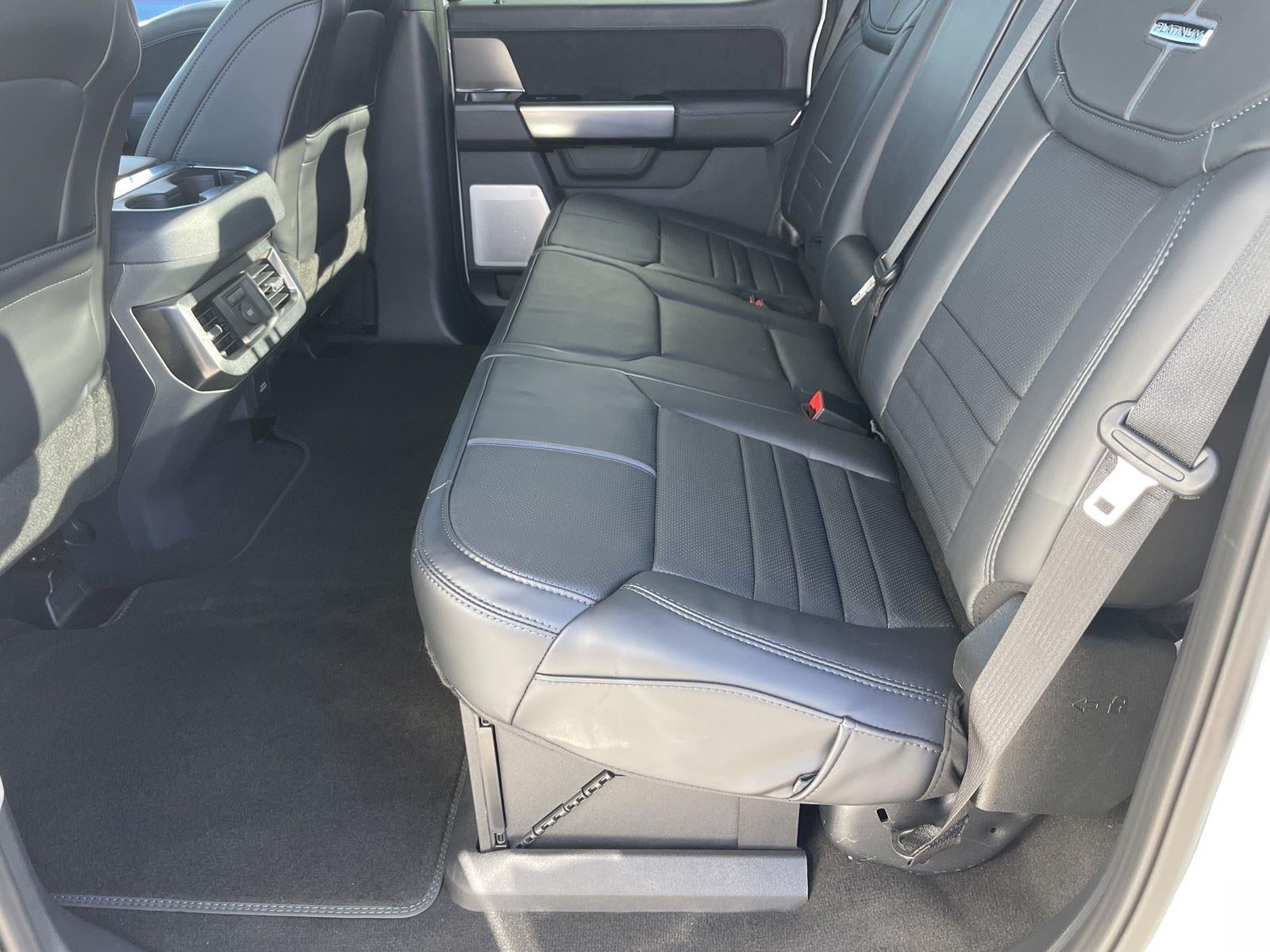 2026 Ford Super Duty F-250 SRW Platinum