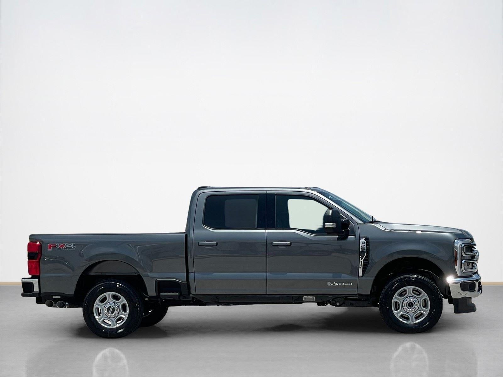 2026 Ford Super Duty F-250 SRW XLT