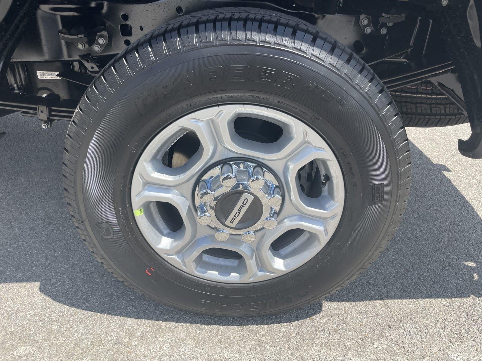 2026 Ford Super Duty F-350 SRW XLT