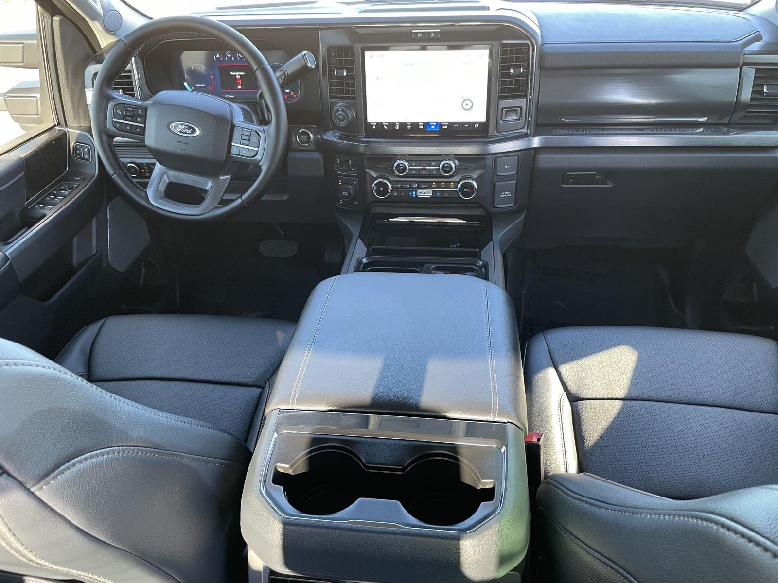 2026 Ford Super Duty F-350 SRW LARIAT