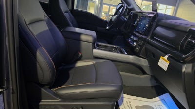 2027 Ford Super Duty F-350 SRW LARIAT