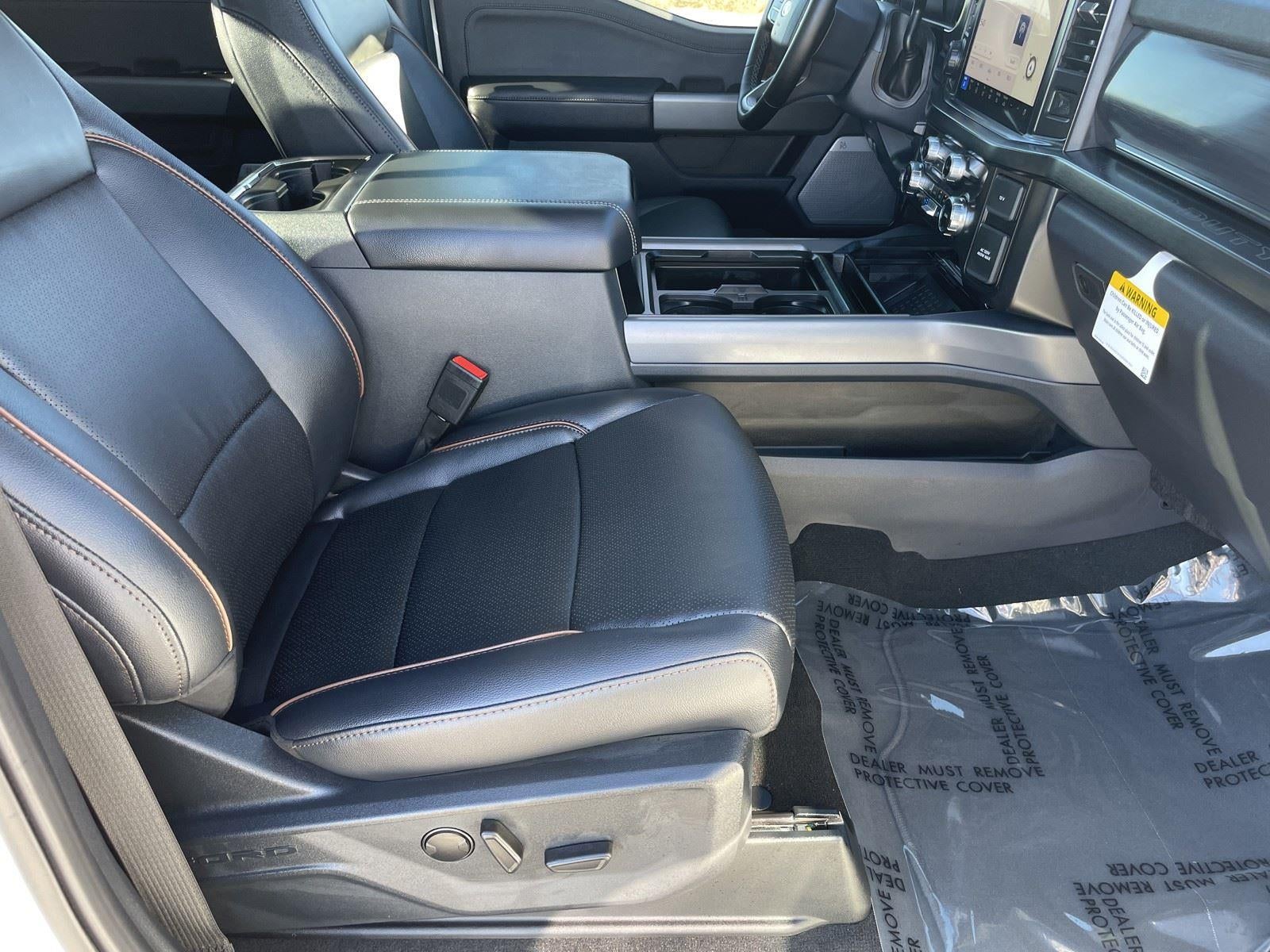 2026 Ford Super Duty F-350 SRW LARIAT