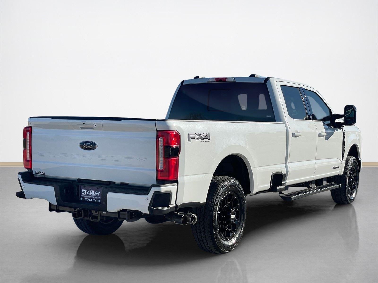 2026 Ford Super Duty F-350 SRW LARIAT