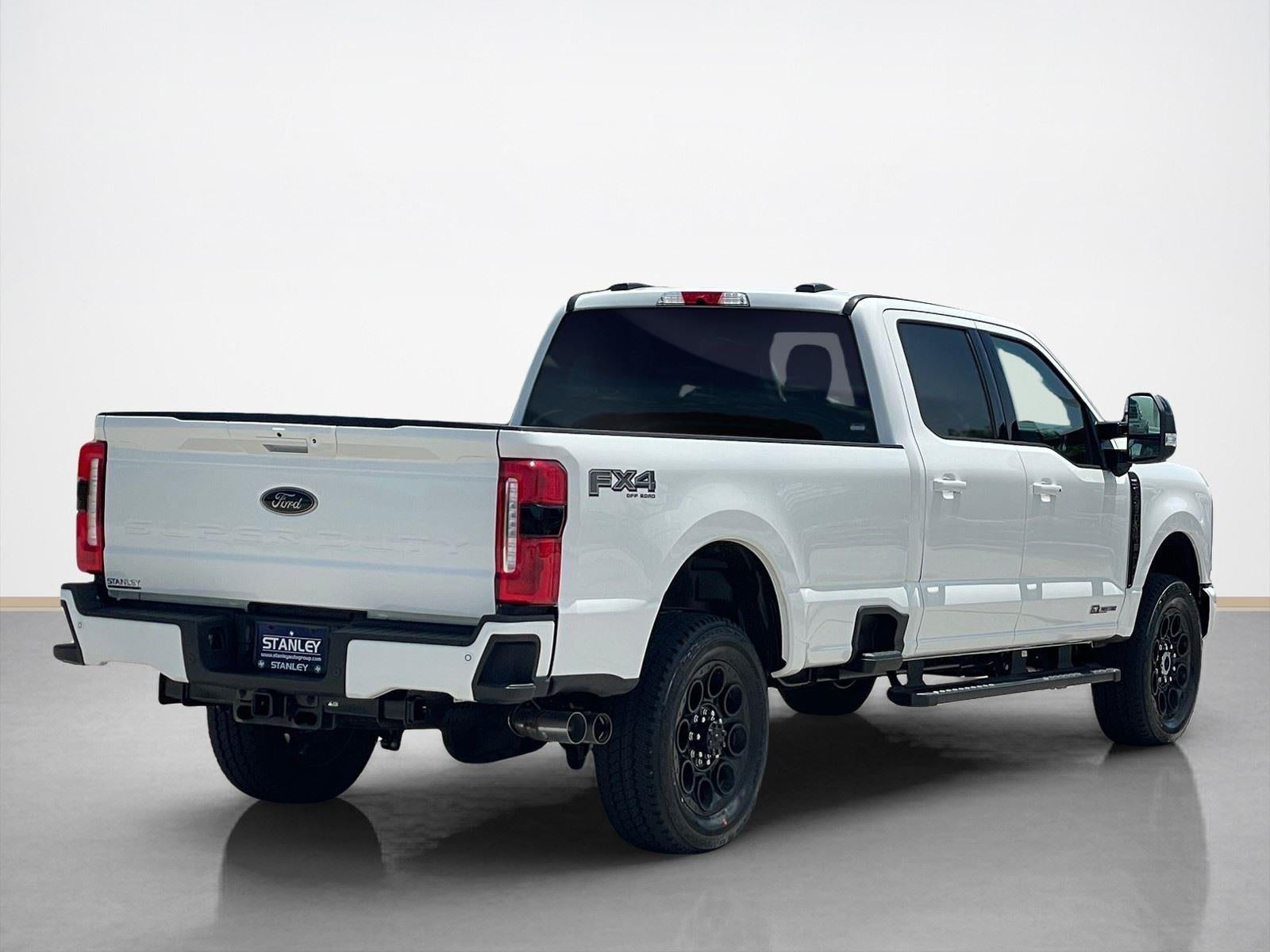 2026 Ford Super Duty F-350 SRW LARIAT