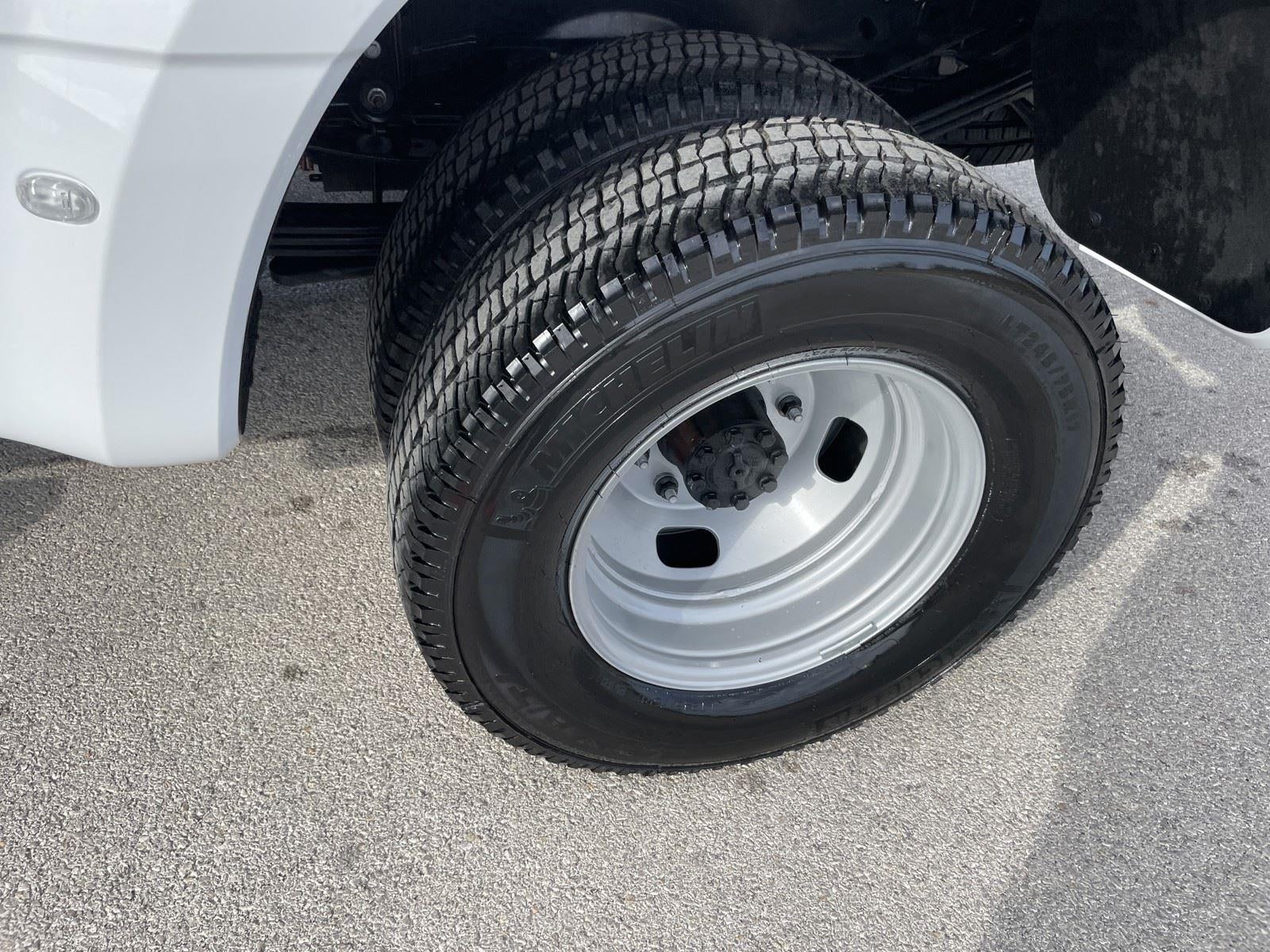 2026 Ford Super Duty F-350 DRW XL