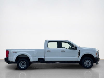 2026 Ford Super Duty F-350 DRW XL