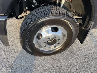 2026 Ford Super Duty F-350 DRW Platinum