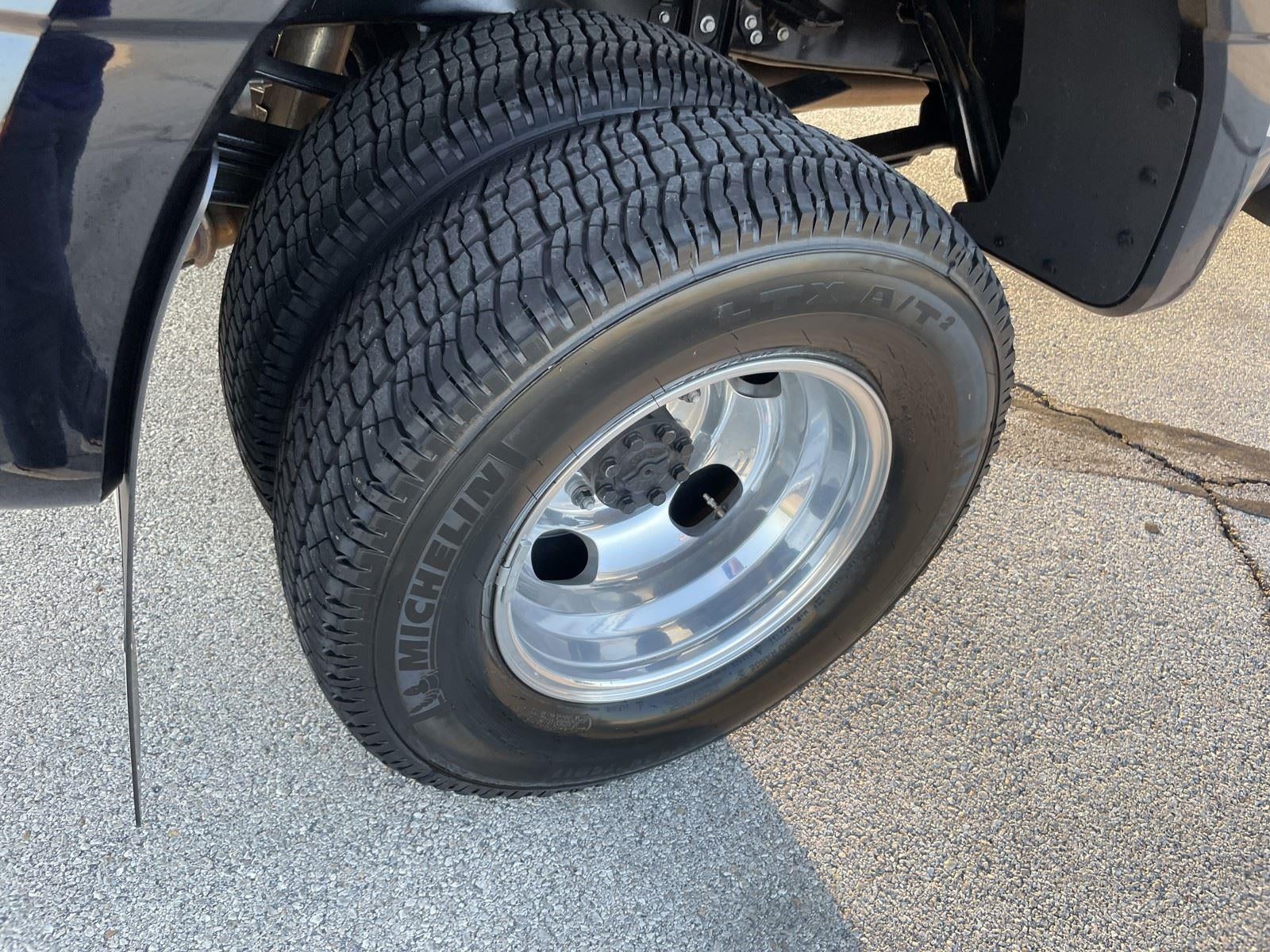 2026 Ford Super Duty F-350 DRW Platinum