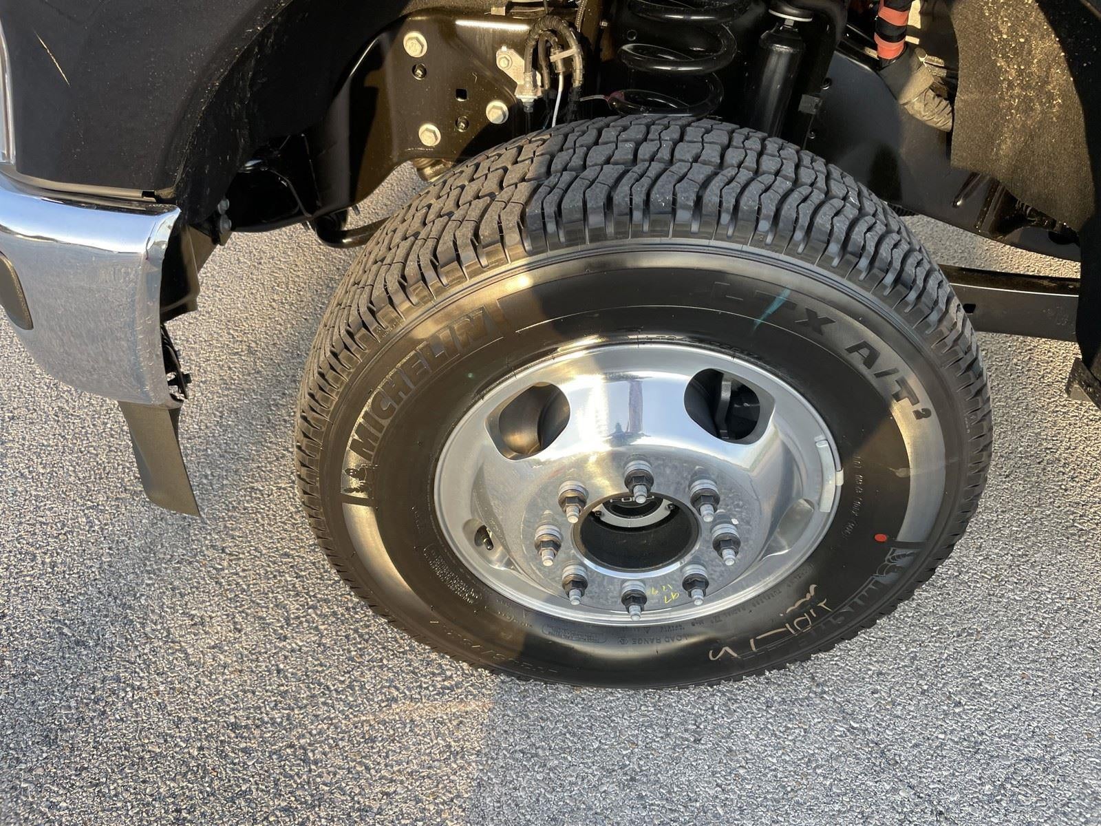 2026 Ford Super Duty F-350 DRW LARIAT