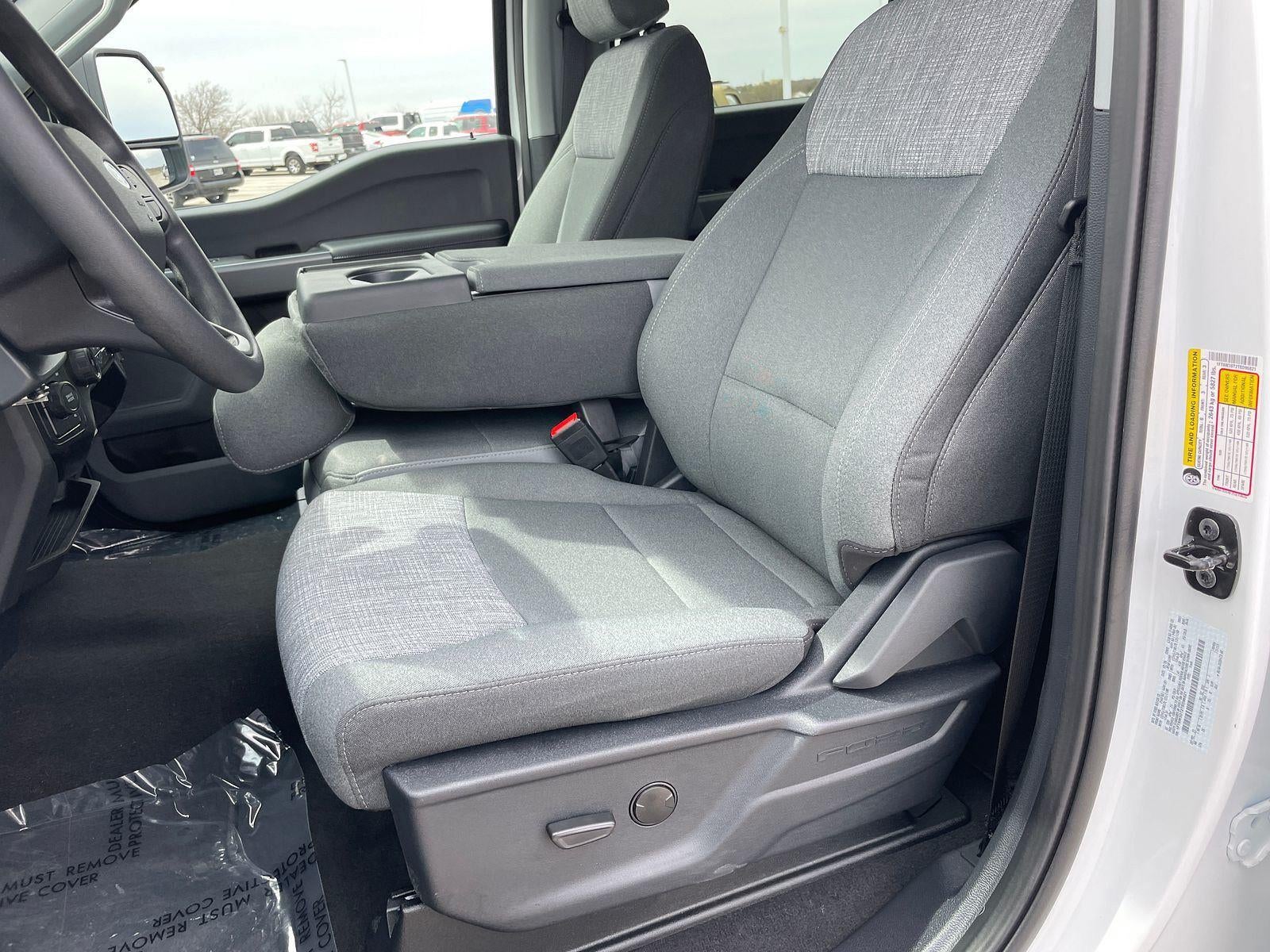 2026 Ford Super Duty F-350 DRW XLT