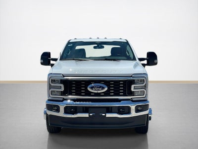 2026 Ford Super Duty F-350 DRW LARIAT