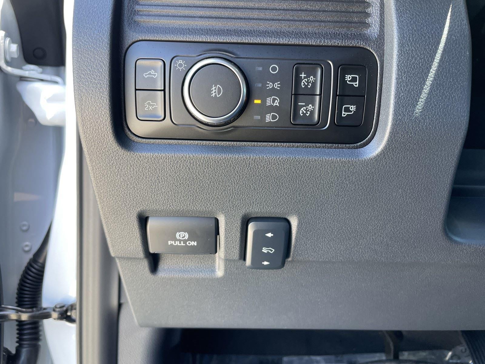 2026 Ford Super Duty F-350 DRW LARIAT