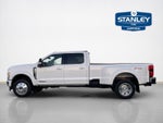 2026 Ford Super Duty F-450 DRW LARIAT