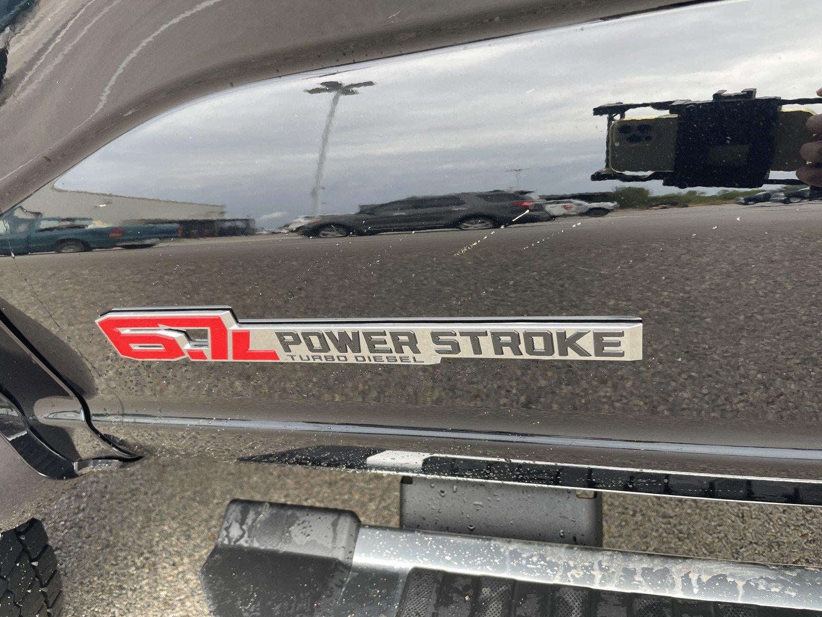2027 Ford Super Duty F-450 DRW LARIAT