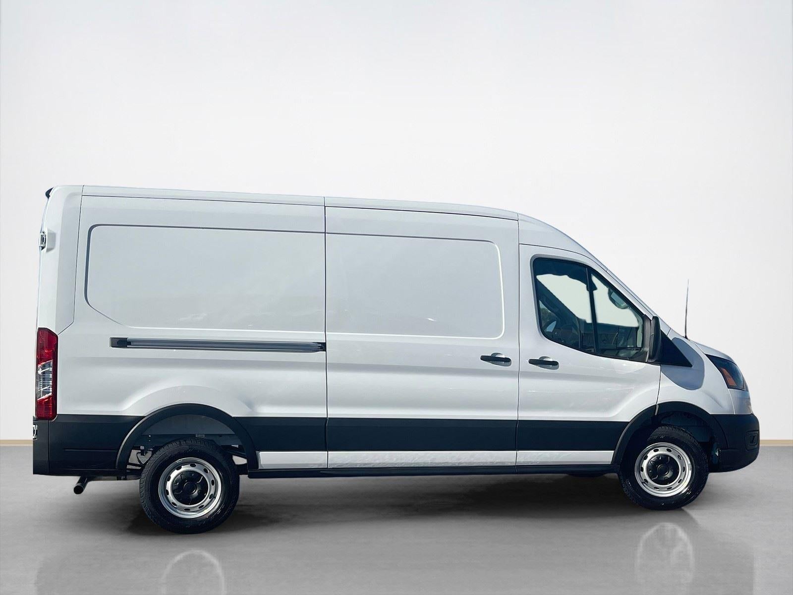 2026 Ford Transit Cargo Van T-250 148 MED RF 9150 GV