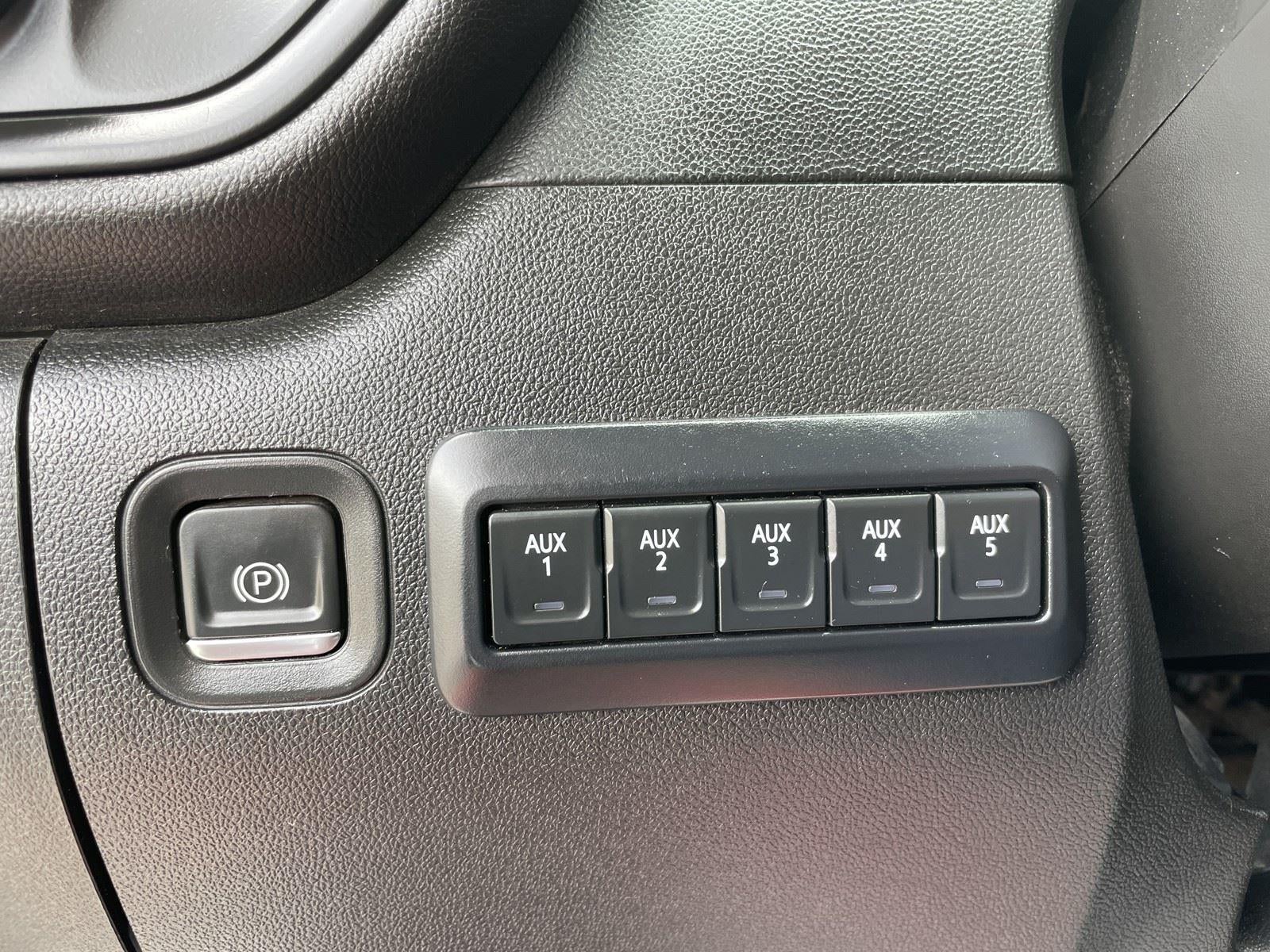 2024 Chevrolet Silverado 3500HD CC Work Truck