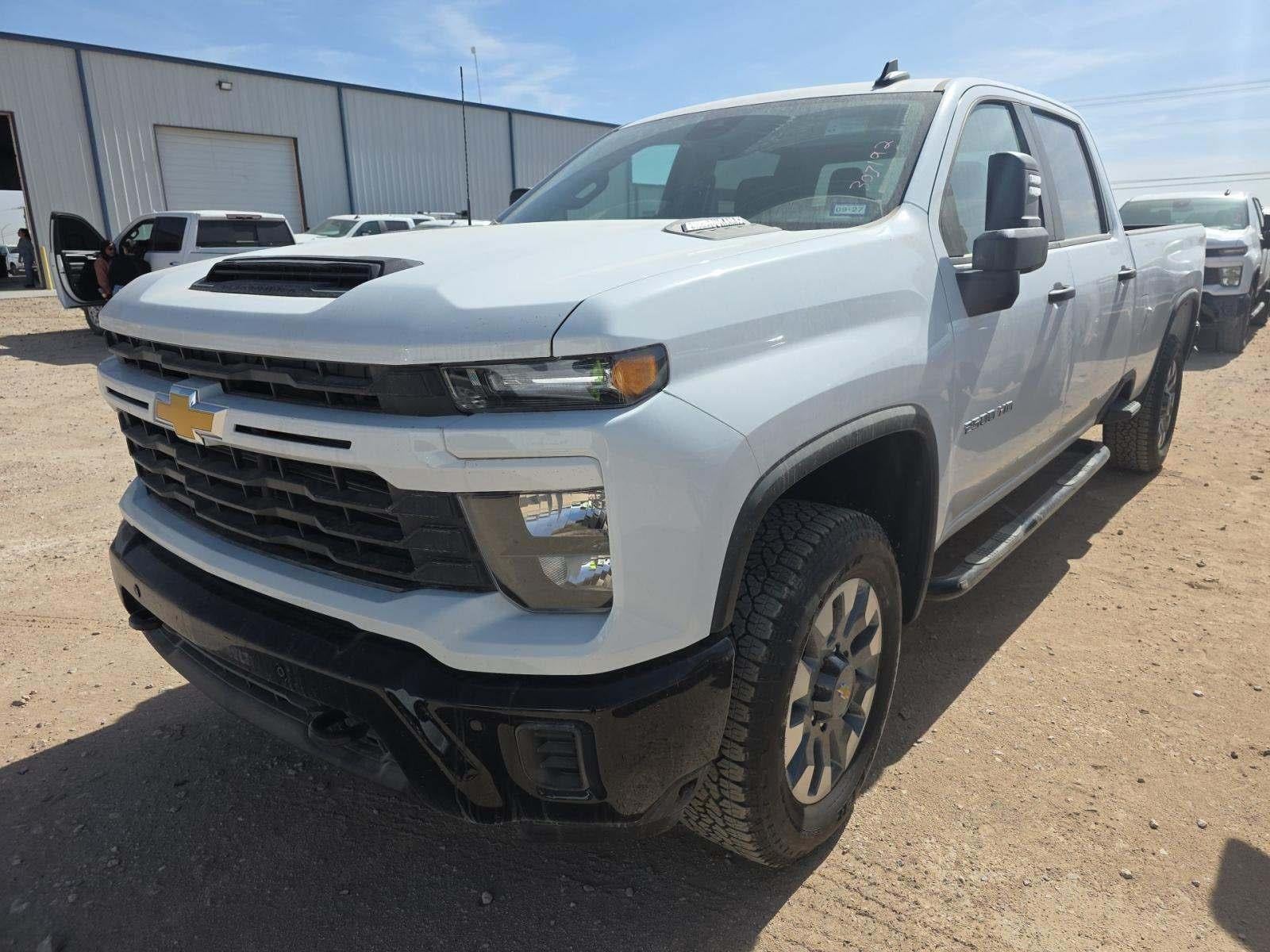 2025 Chevrolet Silverado 2500HD Custom