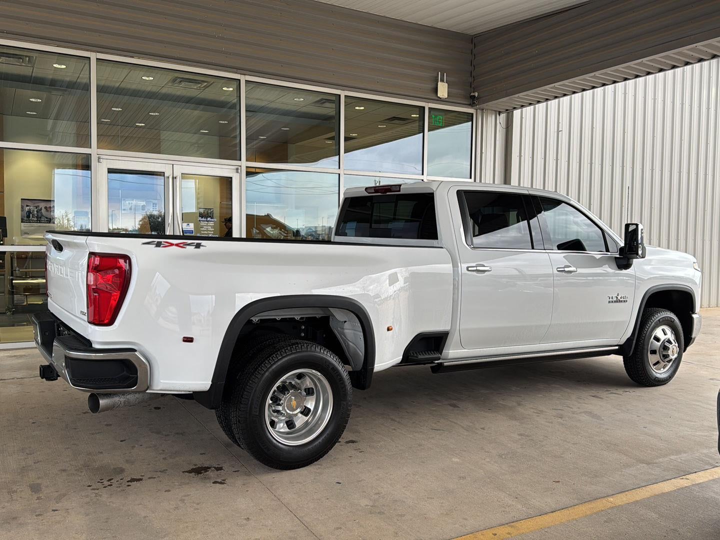 2025 Chevrolet Silverado 3500HD LTZ