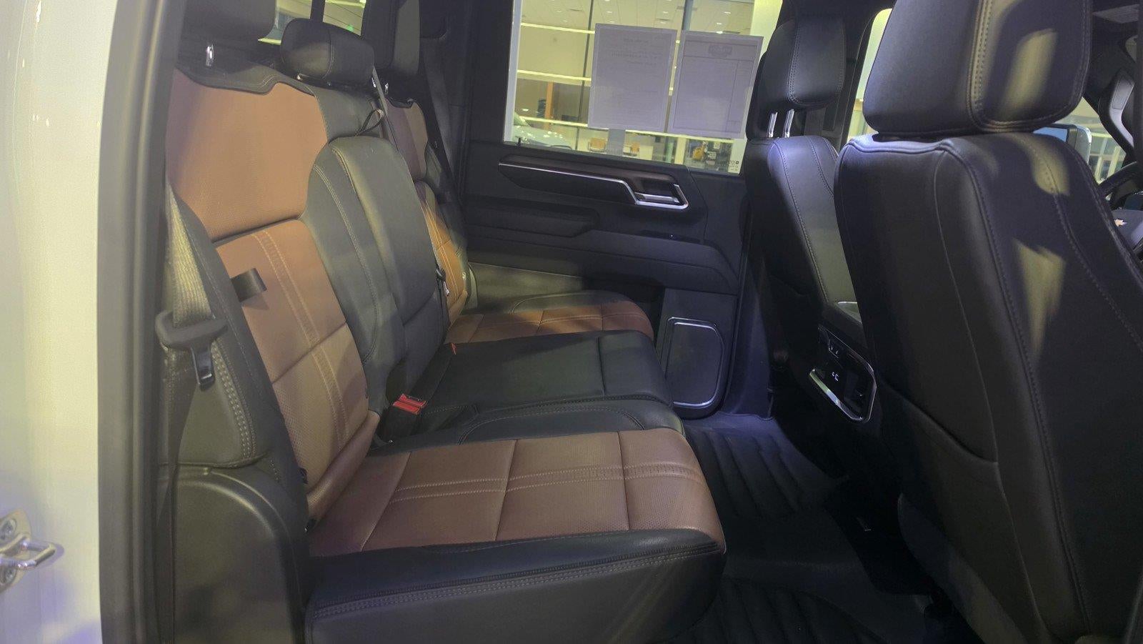 2025 Chevrolet Silverado 3500HD High Country