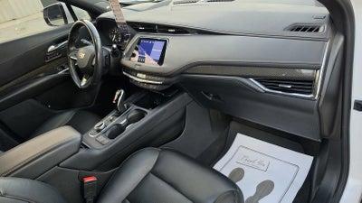2022 Cadillac XT4 FWD Sport