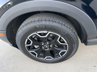 2025 Ford Bronco OUTER BANKS 4X4