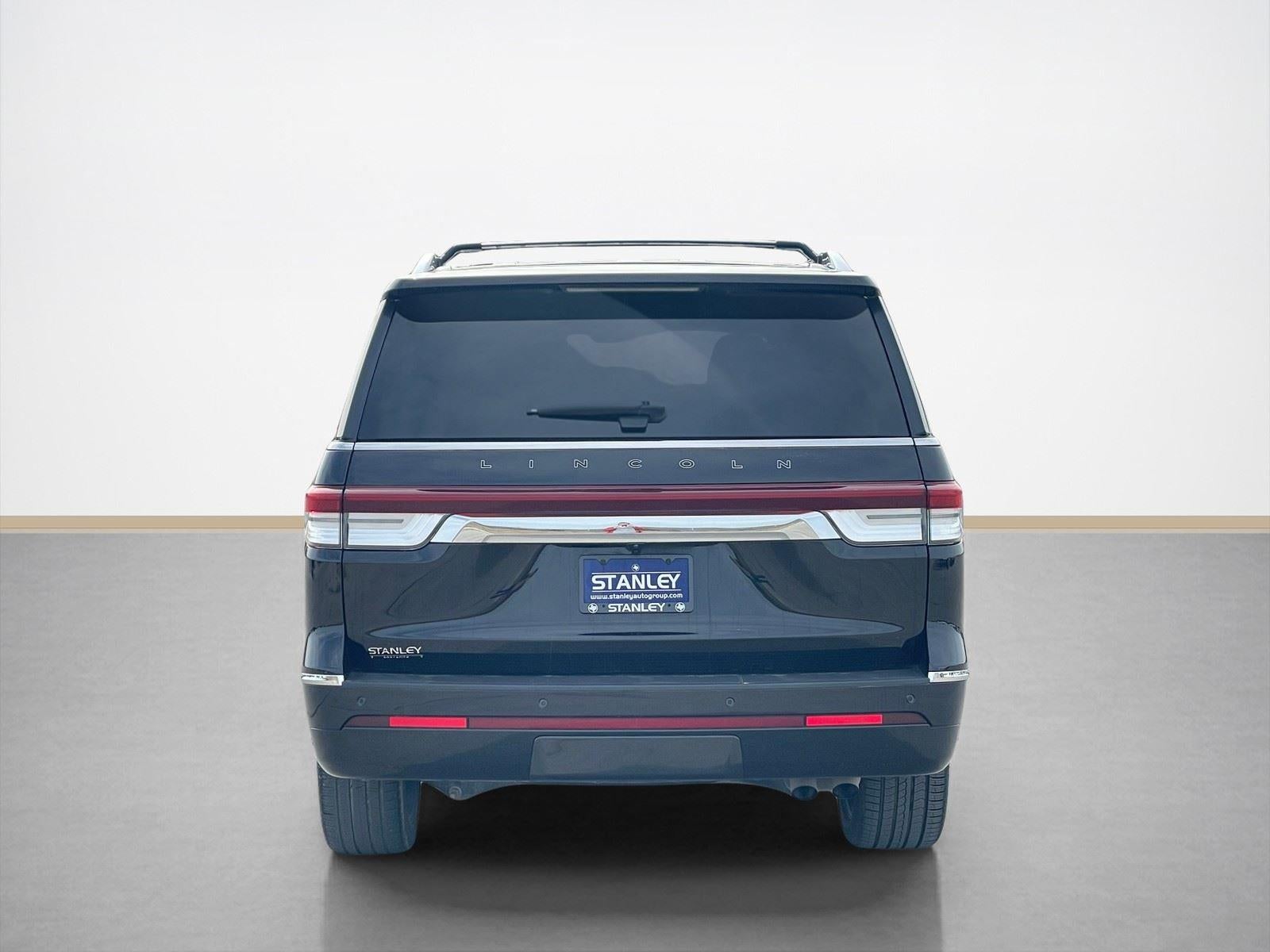 2023 Lincoln Navigator L Black Label