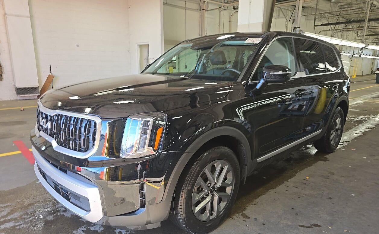2024 Kia TELLURIDE LX FWD