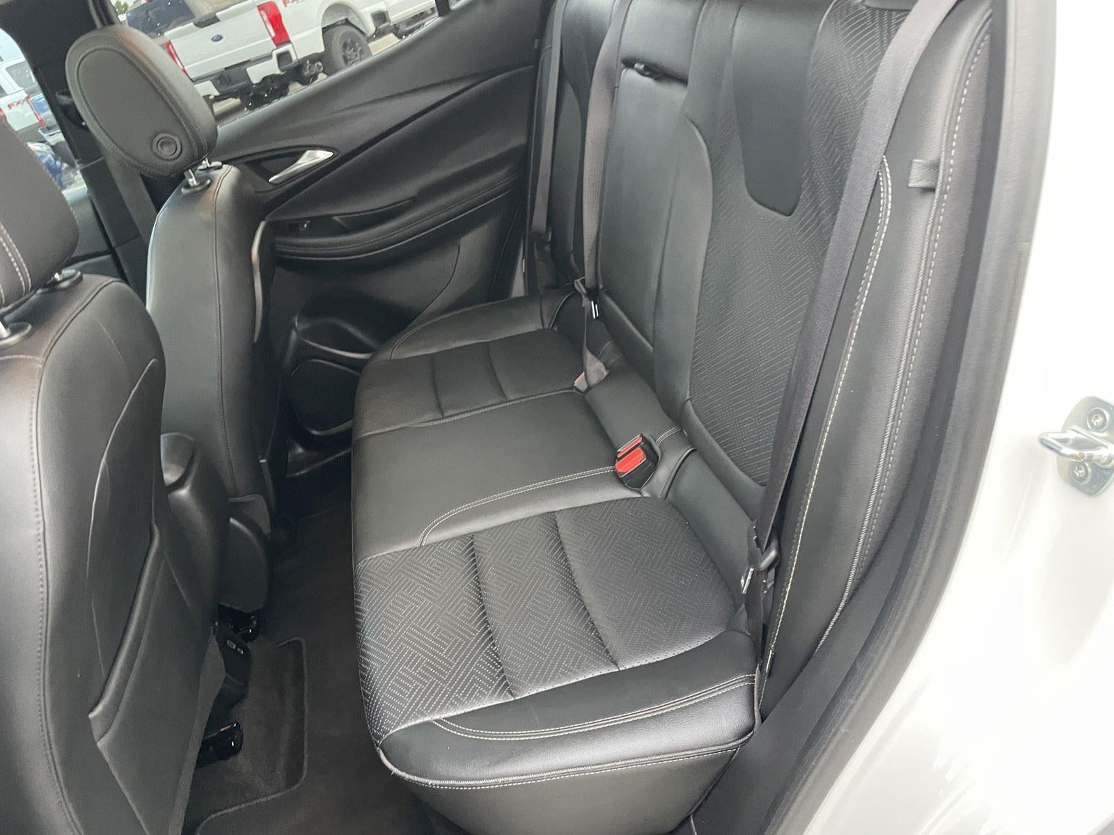 2022 Buick Encore GX Essence